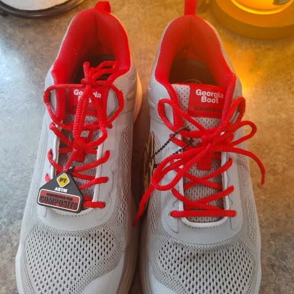 Men's Gray and Red George Shoes With Composit Toe, Size 9.5 - Picture 2 of 5